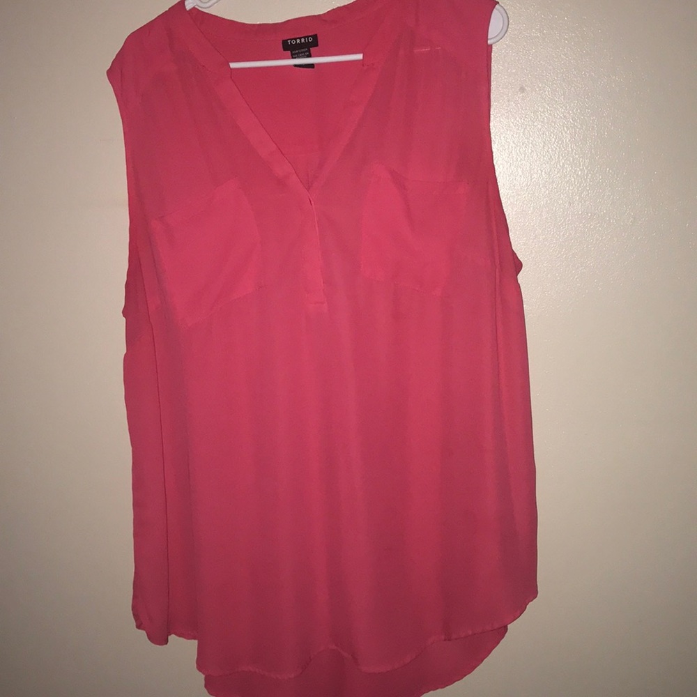 Torrid Tank - Picture 2 of 6